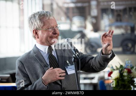 05/21 Richard Usher CEO von The Great British Car Journey. Nachdem alle Autos endlich enthüllt wurden, startet das Museum im Lager im alten wireworks. Stockfoto