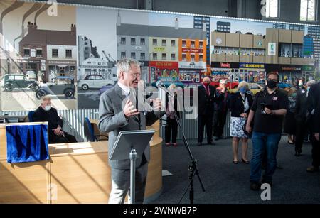 05/21 Richard Usher CEO von The Great British Car Journey. Nachdem alle Autos endlich enthüllt wurden, startet das Museum im Lager im alten wireworks. Stockfoto