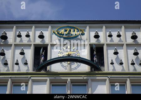 Markenname 4711 Markenname 4711, 17.07.2021, Köln, Glockengasse, Nordrhein-Westfalen, in der Glockengasse von Köln befindet sich das Dufthaus mit dem Markennamen 4711. *** Markenname 4711 Markenname 4711, 17 07 2021, Köln, Glockengasse, Nordrhein-Westfalen, in der Kölner Glockengasse befindet sich das Dufthaus mit dem Markennamen 4711 Stockfoto