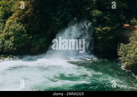 Fantastische Wasserfälle in einem Naturpark Krka, Kroatien. Reiseziel in Kroatien. Stockfoto