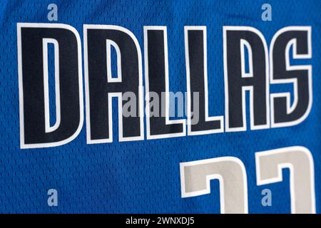 Dallas Basketballtrikot von Luka mit der Nummer 77 Stockfoto