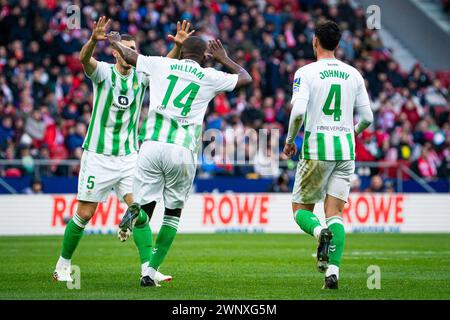 3. März 2024; Metropolitano Stadion Madrid, Spanien, spanischer La Liga Fußball, Atletico Madrid gegen Real Betis; William Carvalho feiert sein Tor für 2-1 in der 62. Minute Stockfoto