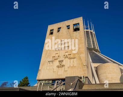 Liverpool Metropolitan Cathedral an einem sonnigen Morgen Stockfoto