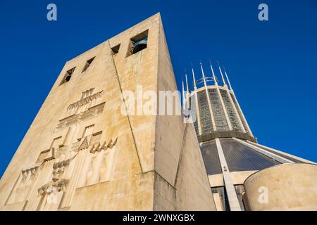 Liverpool Metropolitan Cathedral an einem sonnigen Morgen Stockfoto