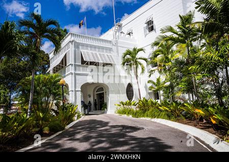 Das Barbadian State House, auch bekannt als Government House. Das 1755 erbaute Herrenhaus aus dem 18. Jahrhundert ist die offizielle Residenz des Präsidenten von Barbados. Stockfoto