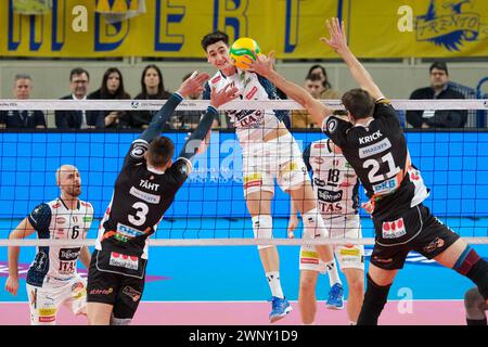 ITAS Trentino VS Berlin Recyclin Volleys - Viertelfinale der CEV Men Volley Champions League 2023/24 Stockfoto