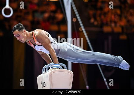 Loran de Munck (Niederlande, Silbermedaille). Europameisterschaften München 2022: Kunstturnen, Männerfinale Stockfoto