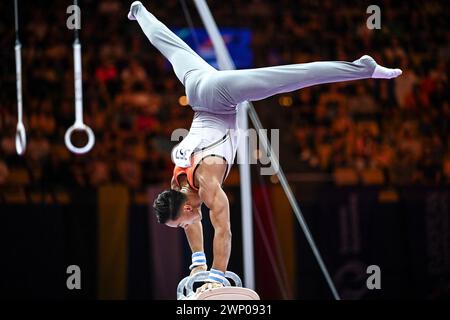 Loran de Munck (Niederlande, Silbermedaille). Europameisterschaften München 2022: Kunstturnen, Männerfinale Stockfoto