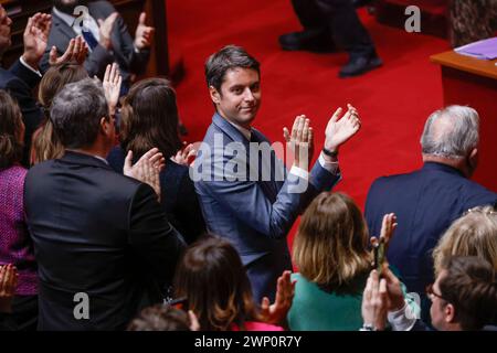 © PHOTOPQR/LE PARISIEN/olivier corsan ; Versailles ; 04/03/2024 ; Gabriel Attal, Premierminister Versailles, Frankreich, 4. märz 2024. Les parlementaires, députés et sénateurs, se sont réunis en Congrès Parlementaire pour la révision de la Constitution qui y intègre le droit à l'IVG l'Interruption Volontaire de Grossesse ou avortement. Foto : LP /Olivier Corsan ein spezielles Kongresstreffen beider parlamentsgebäude (Nationalversammlung und Senat) im Schloss Versailles, außerhalb von Paris, Frankreich, 4. März 2024. Die französischen Gesetzgeber treffen sich in Versailles, um über die Hinzufügung eines artikels abzustimmen Stockfoto