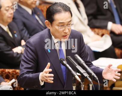 Tokio, Japan. März 2024. Der japanische Premierminister Fumio Kishida beantwortet eine Frage auf der Sitzung des Haushaltsausschusses des Oberhauses beim Nationalen Parlament in Tokio am Dienstag, den 5. März 2024. (Foto: Yoshio Tsunoda/AFLO) Credit: Aflo Co. Ltd./Alamy Live News Stockfoto