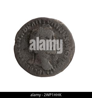 Silberdenar, geprägt zwischen 151 und 152 während der Herrschaft Antoninus Pius, mit Porträt und Inschriften des Kaisers. Stockfoto