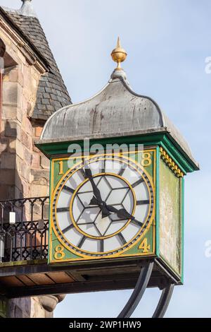 Die Tolbooth Uhr auf der Royal Mile in Edinburgh Stockfoto