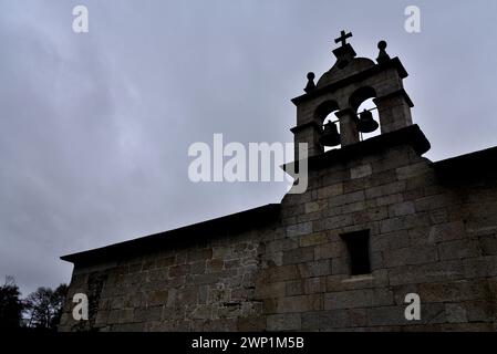 Klosterkirche Santa Maria de Castro de Rei de Lemos, Paradela, Lugo, Spanien Stockfoto