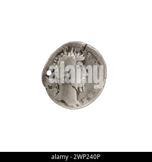 Ein silberner römischer Denar, der 166 n. Chr. während der Regierungszeit Lucius Verus geprägt wurde, mit kaiserlichem Gleichnis und typischen römischen Inschriften. Stockfoto
