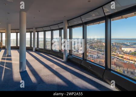 Palavas-les-Flots, Frankreich - 13. Februar 2024: Panoramablick von der Bar des Phare de la Méditerranée in Palavas-les-Flots, im Süden von Franc Stockfoto