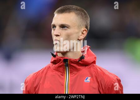 Mailand, Italien. März 2024. Albert Gudmundsson vom CFC Genua sieht vor dem Spiel der Serie A in Giuseppe Meazza, Mailand. Der Bildnachweis sollte lauten: Jonathan Moscrop/Sportimage Credit: Sportimage Ltd/Alamy Live News Stockfoto