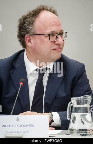 DEN HAAG - Wouter Koolmees, CEO von NS, während einer Anhörung im Repräsentantenhaus über steigende Ticketpreise und die Jahreszahlen von NS. ANP SEM VAN DER WAL niederlande aus - belgien aus Stockfoto