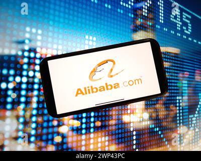 März 2024: Konskie, Polen – 03. Januar 2024: Das Firmenlogo von Alibaba wird auf dem Bildschirm des Mobiltelefons angezeigt (Credit Image: © SOPA Images via ZUMA Press Wire). Nicht für kommerzielle ZWECKE! Stockfoto