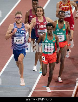 Josh Kerr aus Großbritannien, Olin Hacker aus den USA, Selemon Barega und GetNet Wale aus Äthiopien traten im 3000-m-Herrenfinale der World Athleti an Stockfoto