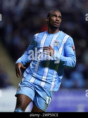 Coventry City's Haji Wright während des Sky Bet Championship Matches in der Coventry Building Society Arena, Coventry. Bilddatum: Dienstag, 5. März 2024. Stockfoto