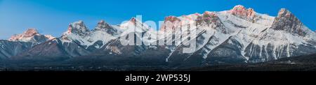 Blick auf die Berge, Mount Lougheed, Kananaskis Country, Alberta, Kanada Stockfoto