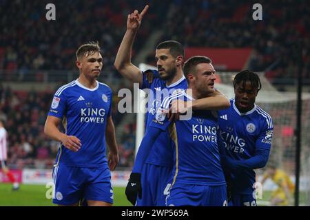 Jamie Vardy von Leicester City feiert sein Tor beim Sky Bet Championship-Spiel zwischen Sunderland und Leicester City am Dienstag, den 5. März 2024, im Stadion of Light in Sunderland. (Foto: Michael Driver | MI News) Credit: MI News & Sport /Alamy Live News Stockfoto