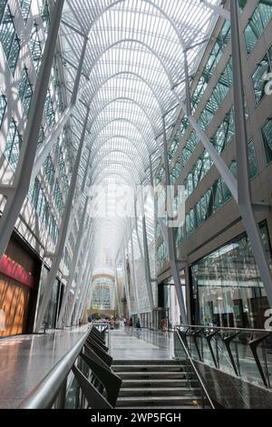 Die dramatische lichtdurchfluteten Innenraum des Brookfield Place ein Büro und Businesscenter, entworfen vom spanischen Architekten Santiago Calatrava in Toronto Stockfoto