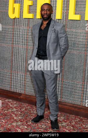 London, Großbritannien. März 2024. Mark Ebulue besucht die Gentlemen UK Series Global Premiere im Theatre Royal Drury Lane in West End, London. (Foto: Cat Morley/SOPA Images/SIPA USA) Credit: SIPA USA/Alamy Live News Stockfoto