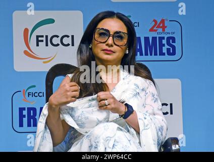 Mumbai, Indien. März 2024. Die Bollywood-Schauspielerin Rani Mukerji ist während der Veranstaltung der Federation of Indian Chambers of Commerce and Industry (FICCI Frames) am ersten Tag in Mumbai zu sehen. Die Veranstaltung ist eine Plattform für die Medien- und Unterhaltungsbranche, um Ideen, Innovationen, Networking und Brainstorming über die Probleme der Branche auszutauschen. Sie findet vom 5. Bis 7. März 2024 in der Stadt statt. (Foto: Ashish Vaishnav/SOPA Images/SIPA USA) Credit: SIPA USA/Alamy Live News Stockfoto