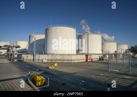 TanQuid Tanklager, Freiheit, Ruhleben, Spandau, Berlin, Deutschland Stockfoto