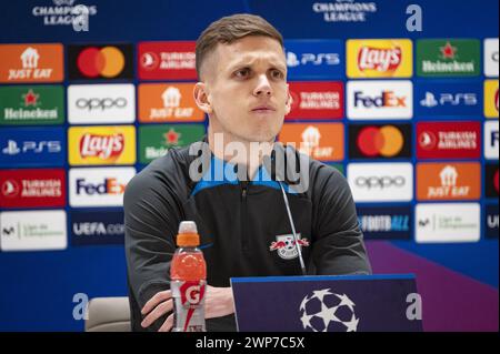 Madrid, Spanien. März 2024. Dani Olmo vom RB Leipzig war auf der Pressekonferenz am Tag vor der zweiten Etappe des Achtelfinale des Fußballspiels der Champions League gegen Real Madrid im Santiago Bernabeu Stadion in Madrid zu sehen. Quelle: Unabhängige Fotoagentur/Alamy Live News Stockfoto