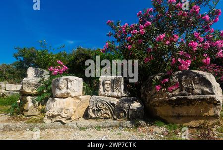 Architektonische und skulpturale Details zu den Ruinen der antiken lykischen Stadt Myra, Türkei Stockfoto