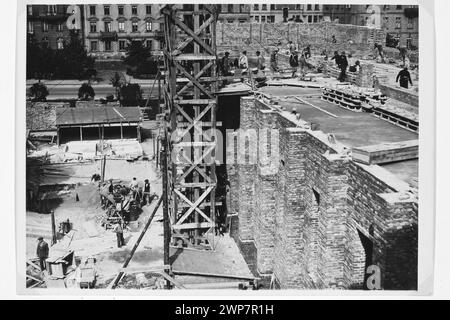 Warschau. Bau der zentralen Flügel das Gebäude des Nationalmuseums in al. 3 Maja - ZJ Cie 20.09.1935 (11.30) (1935-00-1935-00-00);Agfa Lupex (Fotopapier), Aleja 3 Maja (Warschau - Straße), Aleje Jerozolimskie (Warschau - Straße), Nationalmuseum Warschau (1862-), Warschau (Woiwowowowodschaft Masowien), Architektur, polnische Architektur, Bau, Mauerwerk, Museen Stockfoto