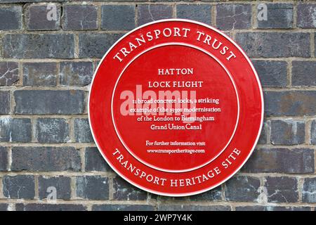 UK, Warwickshire, Hatton Locks, Hatton Lock Flight Transport Trust Zeichen. Stockfoto