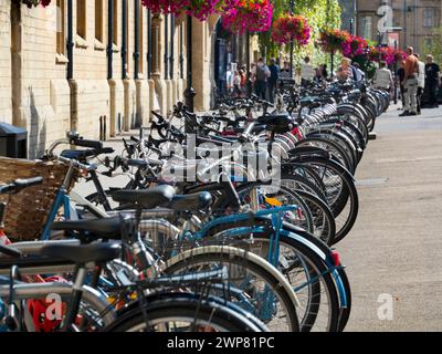 Balliol wurde 1263 gegründet und ist eines der ältesten und größten Colleges von Oxford; es liegt an der Broad Street, im historischen Herzen der Stadt und immer wieder Stockfoto