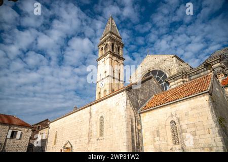 Ein majestätischer Blick auf die Kirche St. Nikolaus Stockfoto