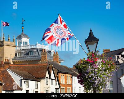 Abingdon behauptet, die älteste Stadt in England zu sein. Hier befinden wir uns auf der mittelalterlichen Brücke über die Themse und blicken nach Norden in Richtung Abingdon Museum und dem To Stockfoto