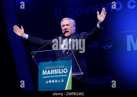 Pescara, Italien. 5. März 2024. Antonio Tajani für die Regionalwahlen in den Abruzzen. Quelle: Unicode Images/Alamy Live News Stockfoto