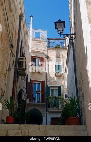 Italien Apulia Polignano A Mare (BA) Blick auf das Dorf Stockfoto