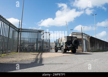 Roma, Italien. März 2024. 03/2024 - Roma, Italia - Cronaca - CPR di Ponte Galeria punto stampa dei Senatori dopo la visita a sorpresa all'interno del CPR. Nella foto l'ingresso del CPR di Ponte Galeria CPR von Ponte Galeria Pressestelle der Senatoren nach dem Überraschungsbesuch in der CPR. Quelle: LaPresse/Alamy Live News Stockfoto