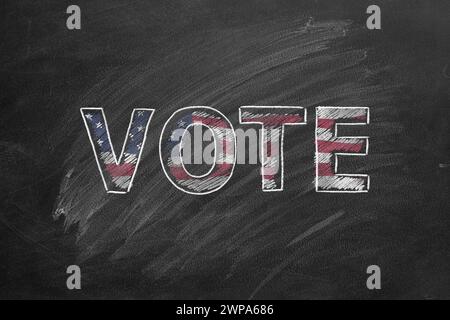 Handgeschriebene WORTWAHL an der Tafel. Abstimmung bei den amerikanischen Wahlen. Amerikanische Präsidentschaftswahlen Stockfoto
