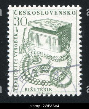 TSCHECHOSLOWAKEI - UM 1955: Stempel gedruckt von der Tschechoslowakei, zeigt Schmuck, um 1955 Stockfoto