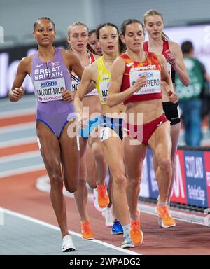 Revee WALCOTT-NOLAN aus Großbritannien tritt in der WomenÕs 1500 m während der Leichtathletik-Hallenweltmeisterschaften 2024 – Tag 1 in der Emirates Arena Ben Booth/Alamy an Stockfoto