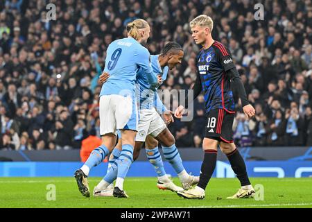 Manuel Akanji von Manchester City feiert sein Ziel, 1-0 beim UEFA Champions League-Spiel Manchester City gegen FC Kopenhagen im Etihad Stadium, Manchester, Großbritannien, 6. März 2024 (Foto: Cody Froggatt/News Images) Stockfoto