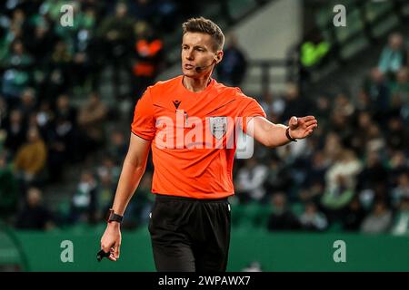 Lissabon, Portugal . März 2024. Lissabon Portugal, 6. März 2024: Schiedsrichter Daniel Siebert im Spiel der UEFA Europa League zwischen Sporting CP gegen Atalanta BC im Jose Alvalade Stadium in Lissabon (João Bravo /SPP). /Alamy Live News Stockfoto