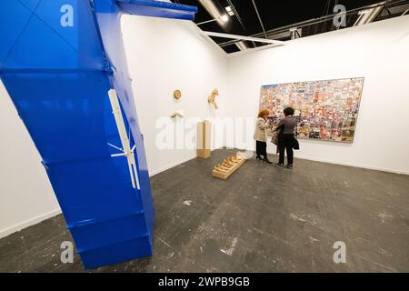 Besuchen Sie die 43. Internationale Messe für zeitgenössische Kunst ARCO am 06. März 2024 in Madrid, Spanien. Insgesamt haben 205 Galerien aus 36 verschiedenen Ländern Stockfoto