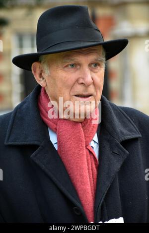 London, UK, 6. März 2024 Politiker kommentieren den Haushalt. Sir John Vincent Cable ist ein britischer Politiker und war von 2017 bis 2019 Vorsitzender der Liberal Democrats. Von 1997 bis 2015 war er Parlamentsabgeordneter für Twickenham und von 2017 bis 2019. Von 2010 bis 2015 war er auch Secretary of State for Business, Innovation and Skills im Kabinett. Quelle: JOHNNY ARMSTEAD/Alamy Live News Stockfoto