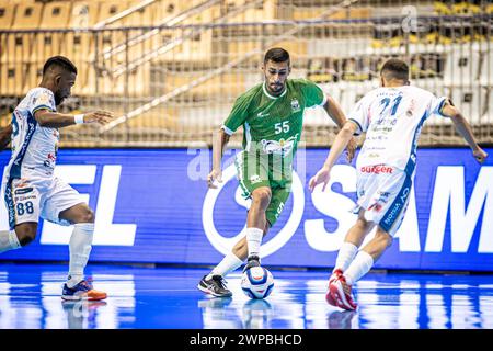 6. März 2024, Jaragua do Sul, Santa Catarina, Brasilien: JARAGUA DO SUL (SC), 06.03.2024- MEISTERSCHAFT/FUTSAL/SUPERCUP-Lanze während des Spiels zwischen Pato Futsal (PR) und Sao Joao do Jaguaribe (CE) für den Männer Futsal Super Cup 2024, ausgetragen am Mittwoch, 6. März, in der Arena Jaragua do Sul, Santa Catarina. (Kreditbild: © Richard Ferrari/TheNEWS2 via ZUMA Press Wire) NUR REDAKTIONELLE VERWENDUNG! Nicht für kommerzielle ZWECKE! Stockfoto