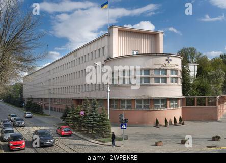 Das kommunale Kraftwerk, derzeit Sitz des SBU, Lemberg, Ukraine Stockfoto