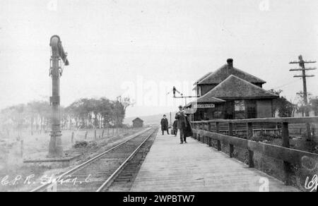 Historisches Vintage-Foto. Canadian Pacific Railway Station in Coldwater, Ontario, Kanada. Ca. 1910er Jahre Stockfoto